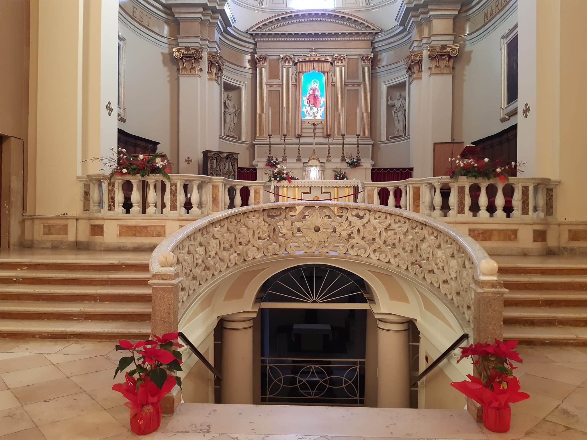 Interno Chiesa Santa Maria Maggiore